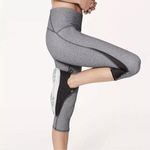 Lululemon Athletic Train Times Crop leggings 18”